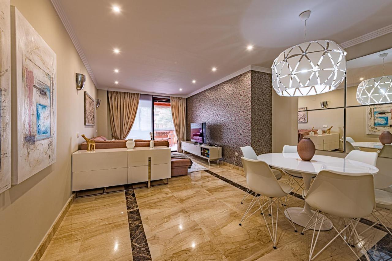Marina Luxury Apartment Эстепона Экстерьер фото